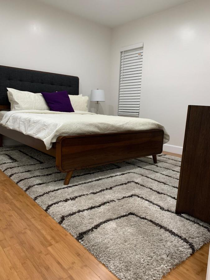 Gated Contemporary 3 Bedroom - 2 Bathroom Home In South La Plus Parking ลอสแอนเจลิส ภายนอก รูปภาพ